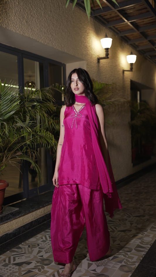 Silk Bow Farshi